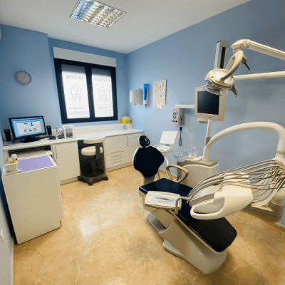 dentista en Tejares Salamanca